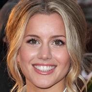 Caggie Dunlop Age