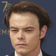 Charlie Heaton Age