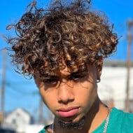 Antoniotoowavy Age, Height, Weight, Birthday - AgeCalculator.Me