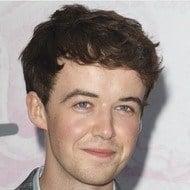 Alex Lawther Age