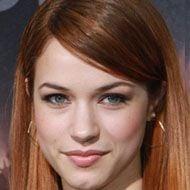 Alexis Knapp Age