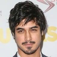 Avan Jogia Age