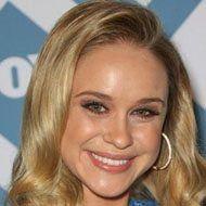 Becca Tobin Age