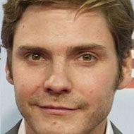 Daniel Bruhl Age