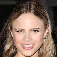 Halston Sage Age