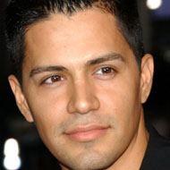 Jay Hernandez Age