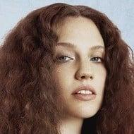 Jess Glynne Age