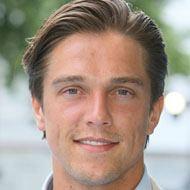 Lewis Bloor Age