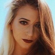 Lindsay Demeola Age