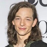 Mike Faist Age