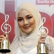 Noor Neelofa Age