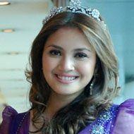 Nur Fazura Age