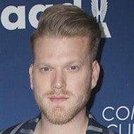 Scott Hoying Age