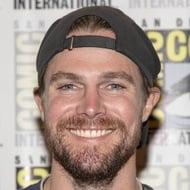 Stephen Amell Age