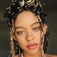 Tia Valentine Age